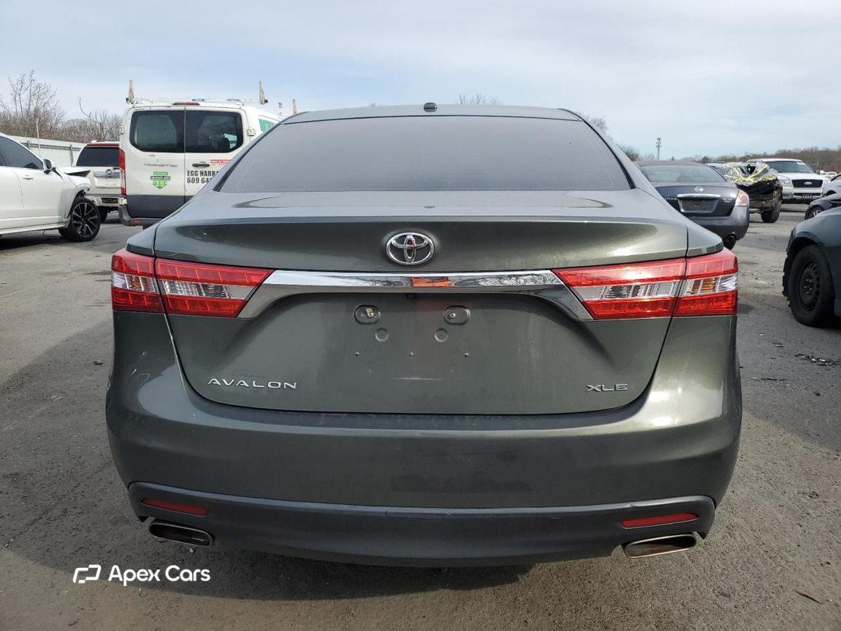 Toyota Avalon 2013