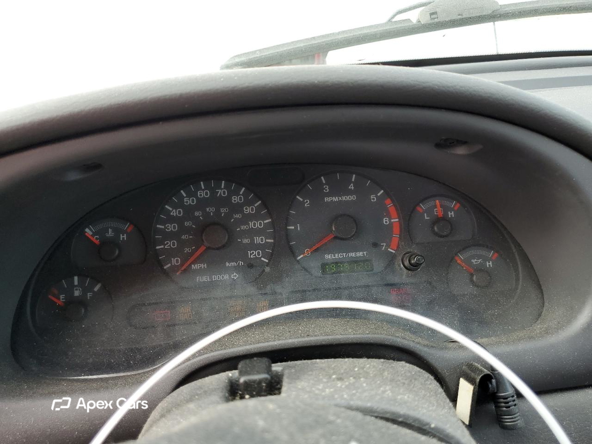 Ford Mustang 2004