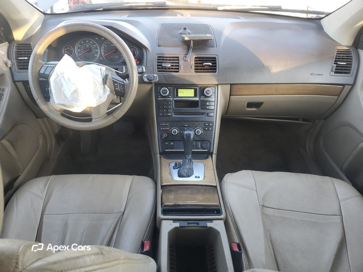 Volvo XC90 2010