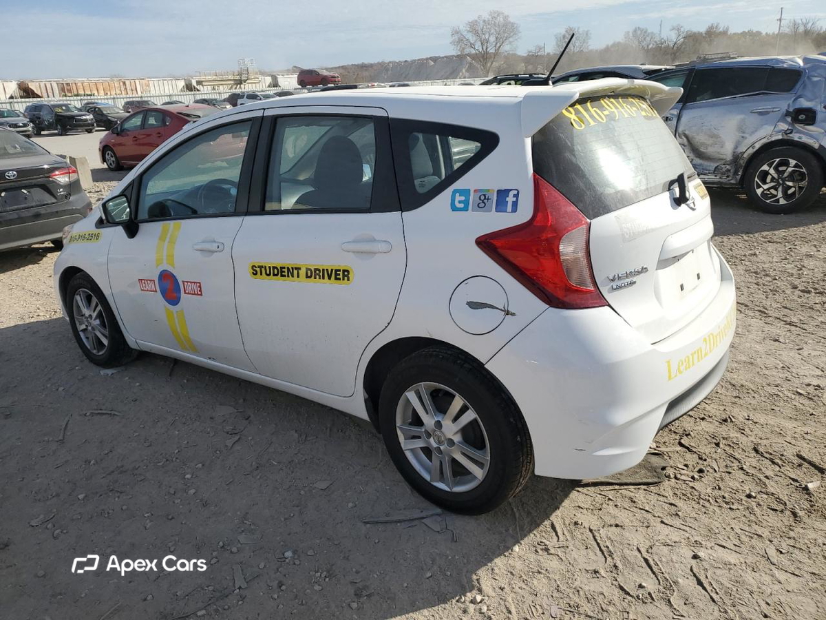 Nissan Versa 2017
