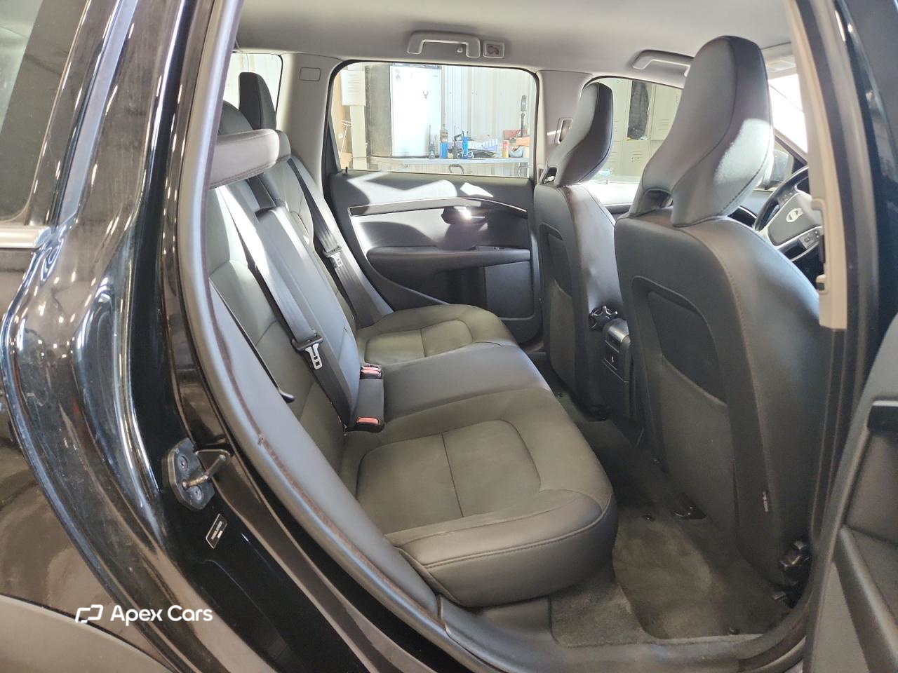 Volvo XC70 2012
