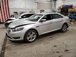 Ford Taurus 2016