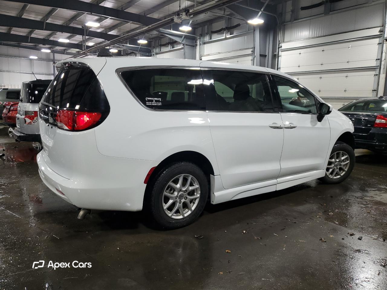 Chrysler Voyager 2023