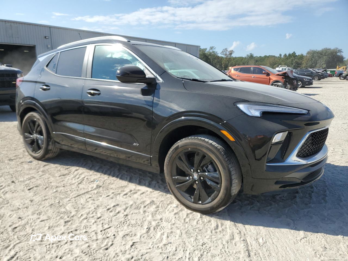 Buick Encore 2025