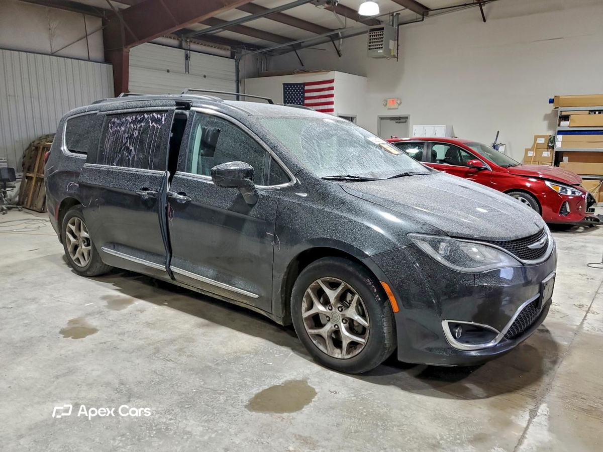Chrysler Pacifica 2017