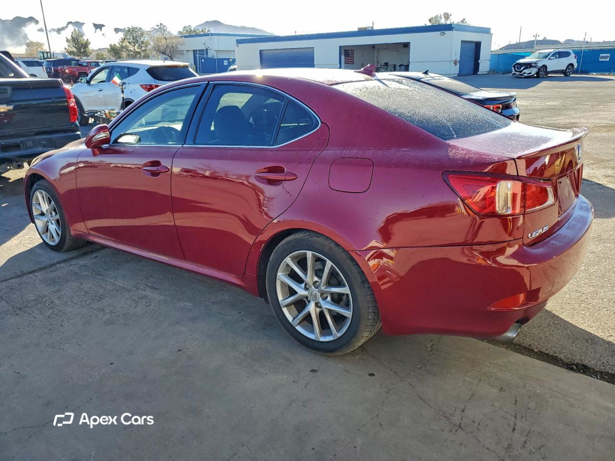Lexus IS 2012