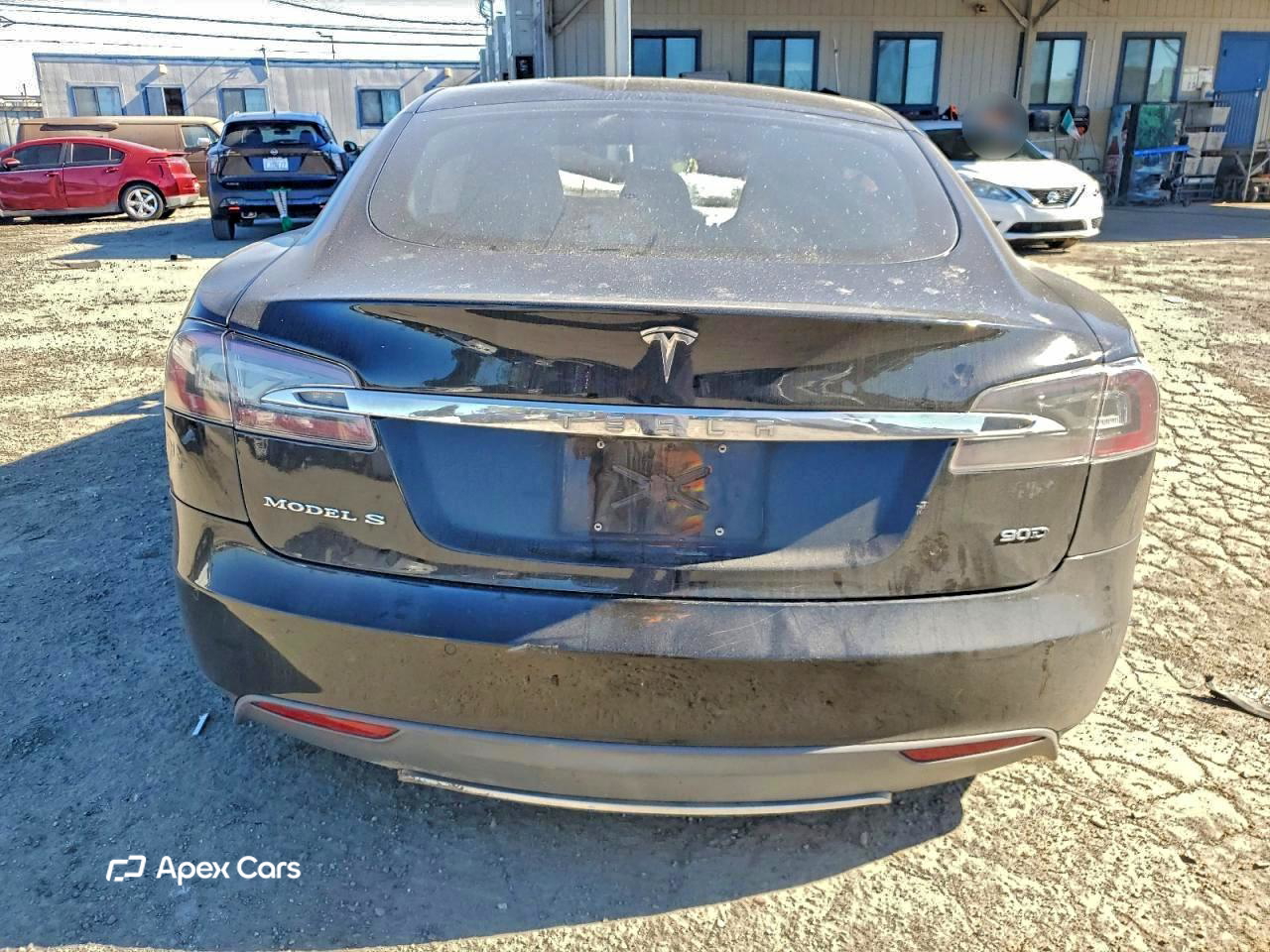 Tesla Model S 2015