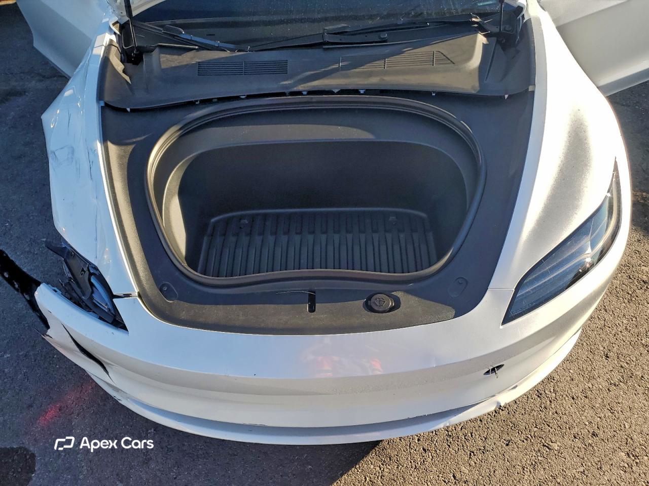 Tesla Model 3 2025