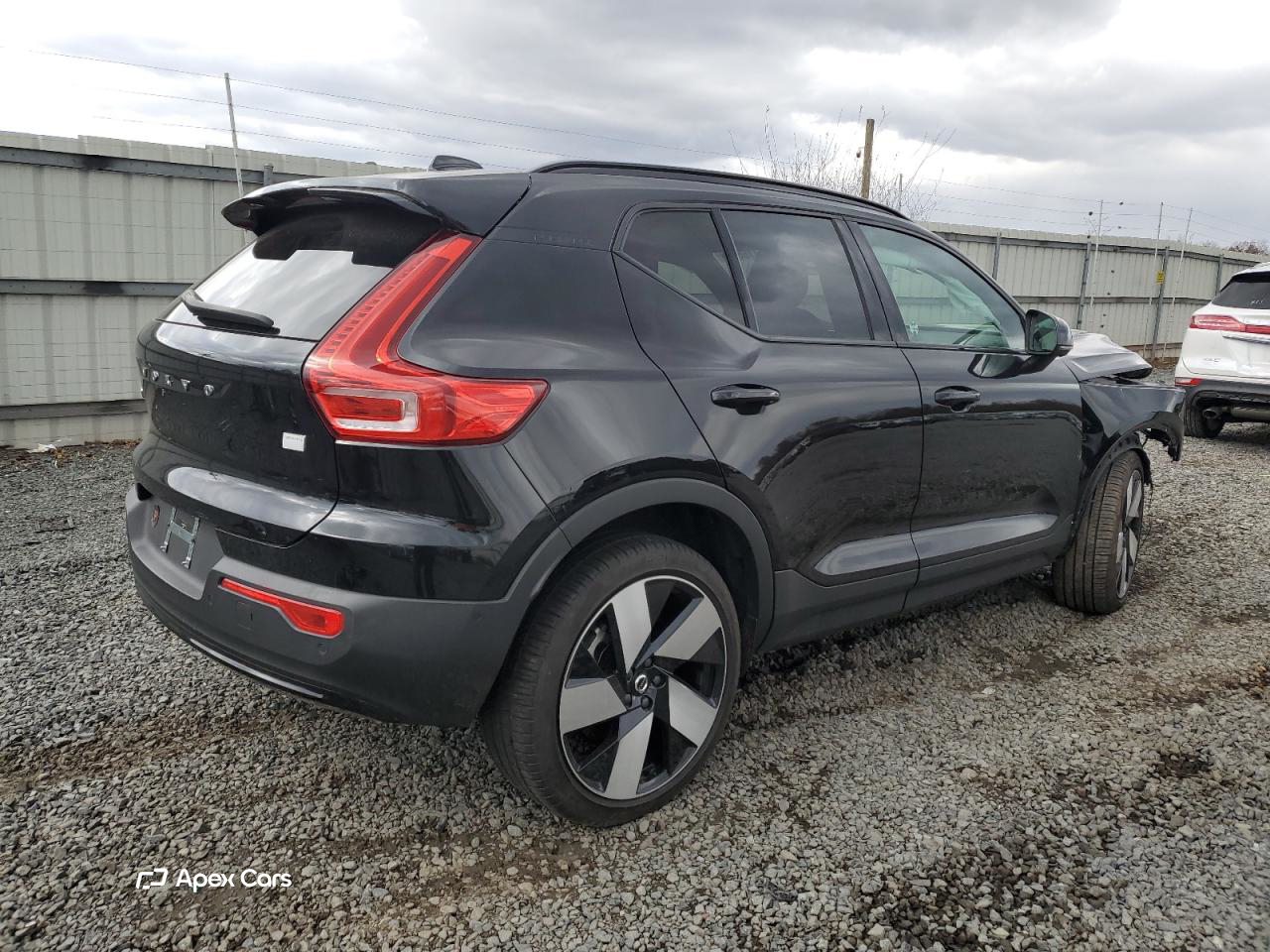 Volvo XC40 2024