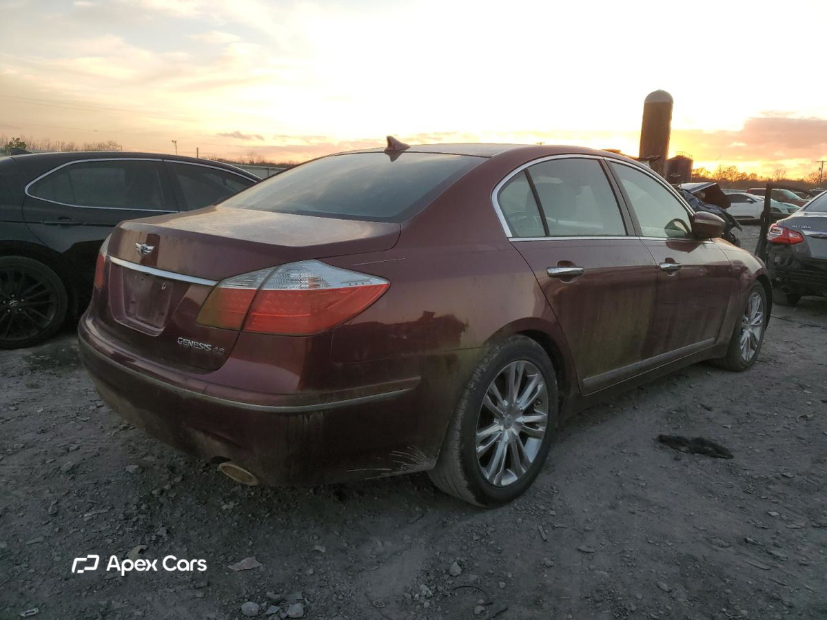 Hyundai Genesis 2011