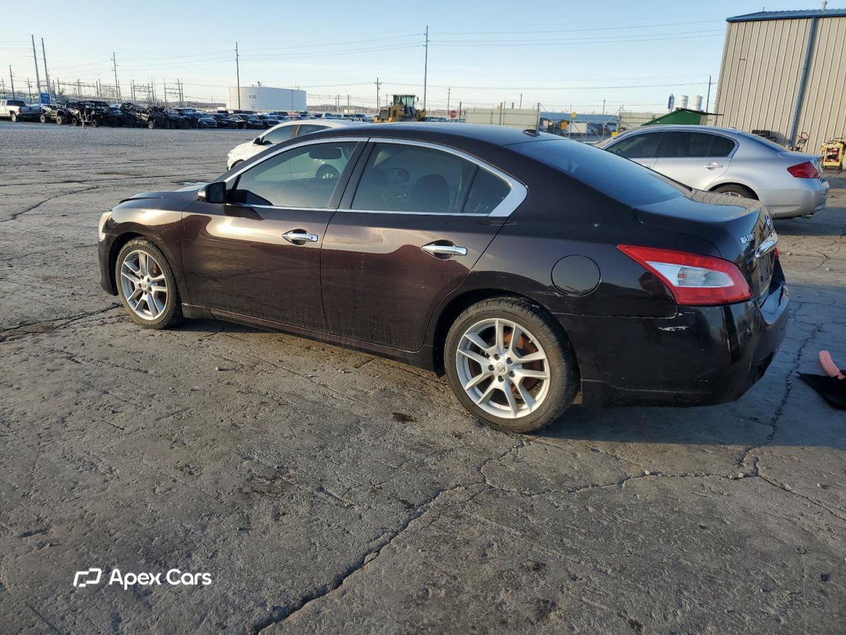 Nissan Maxima 2011