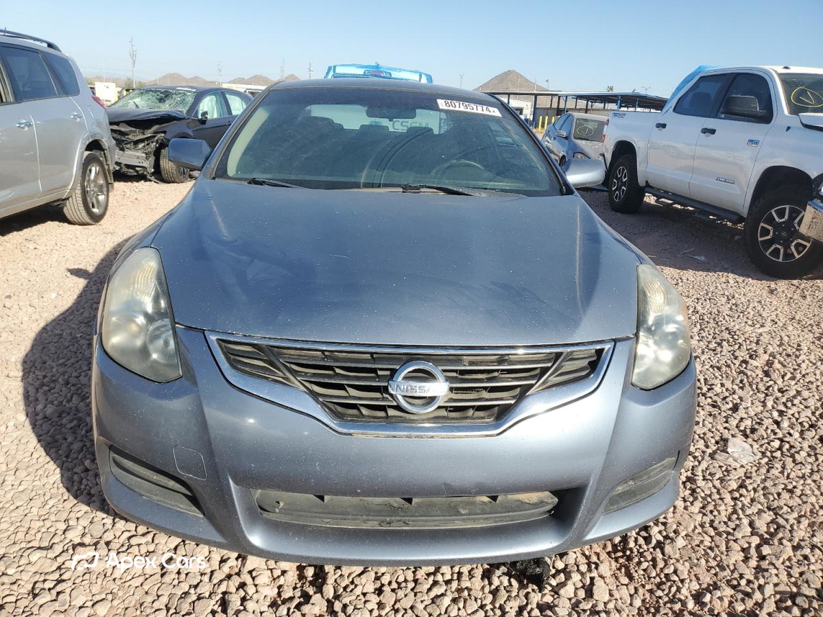 Nissan Altima 2011