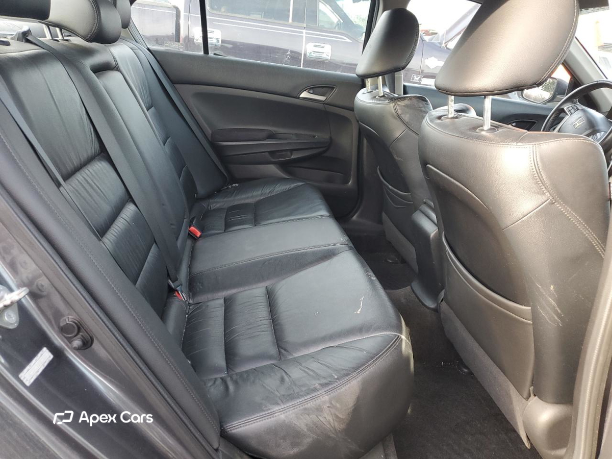 Honda Accord 2011
