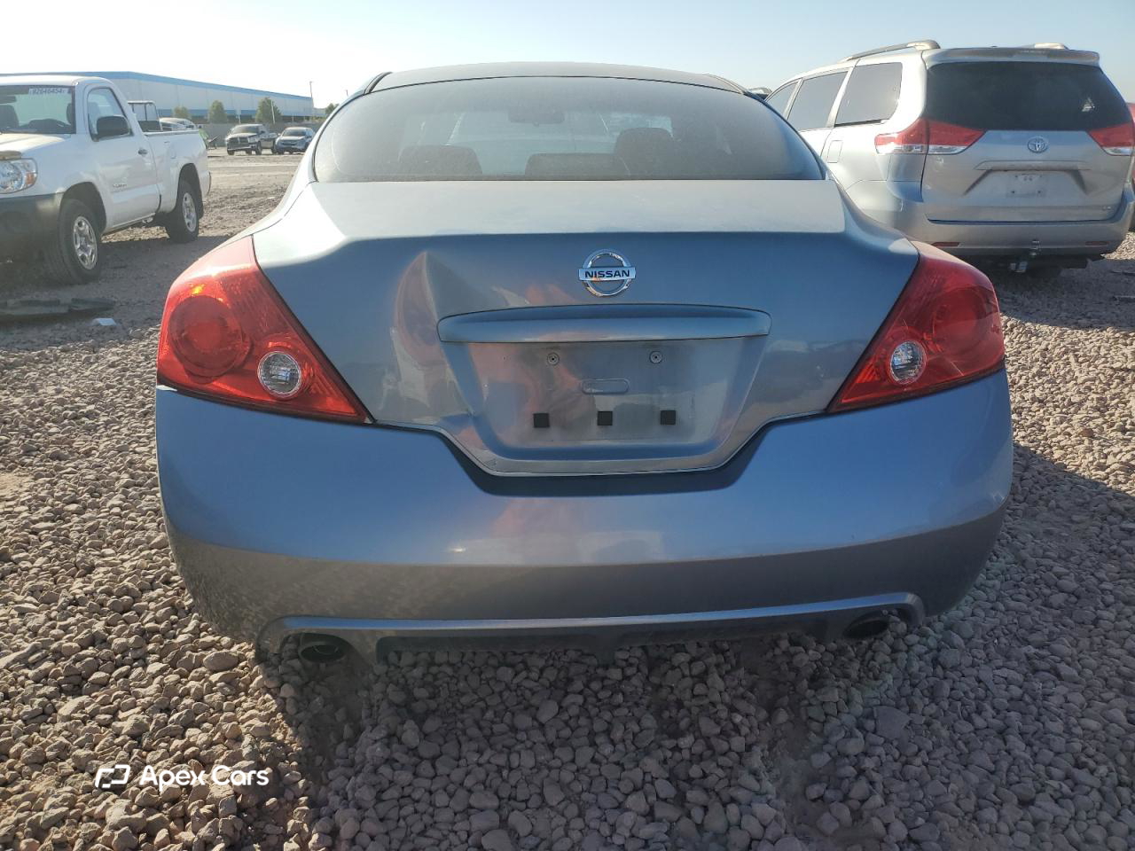 Nissan Altima 2011