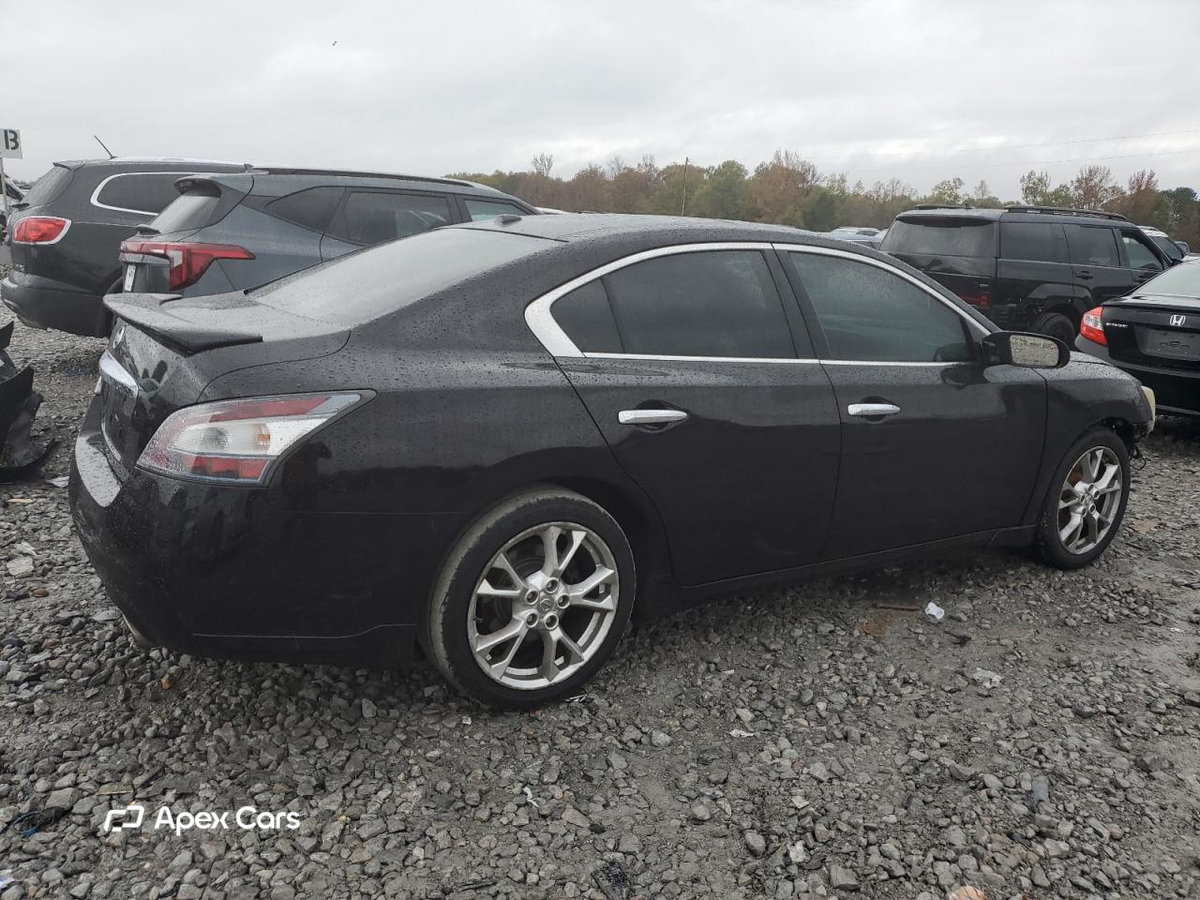 Nissan Maxima 2012