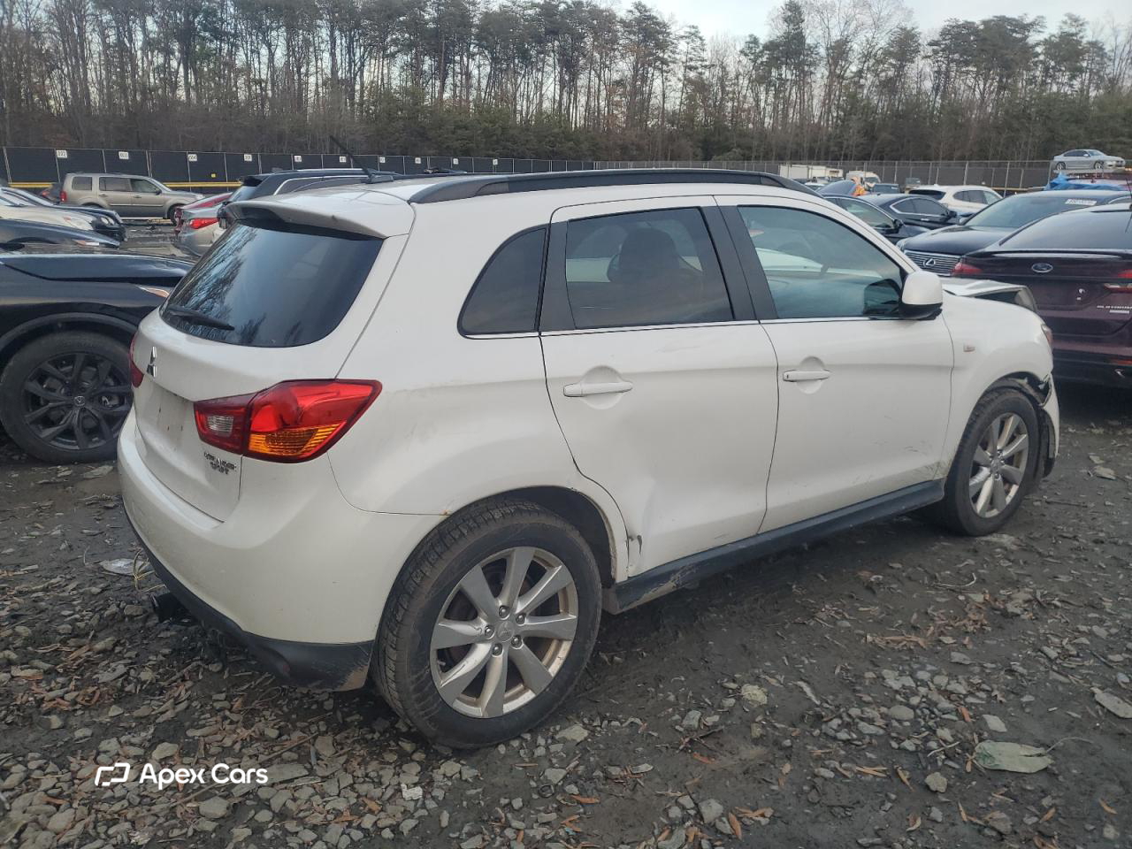 Mitsubishi Outlander 2014