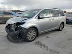 Toyota Sienna 2016