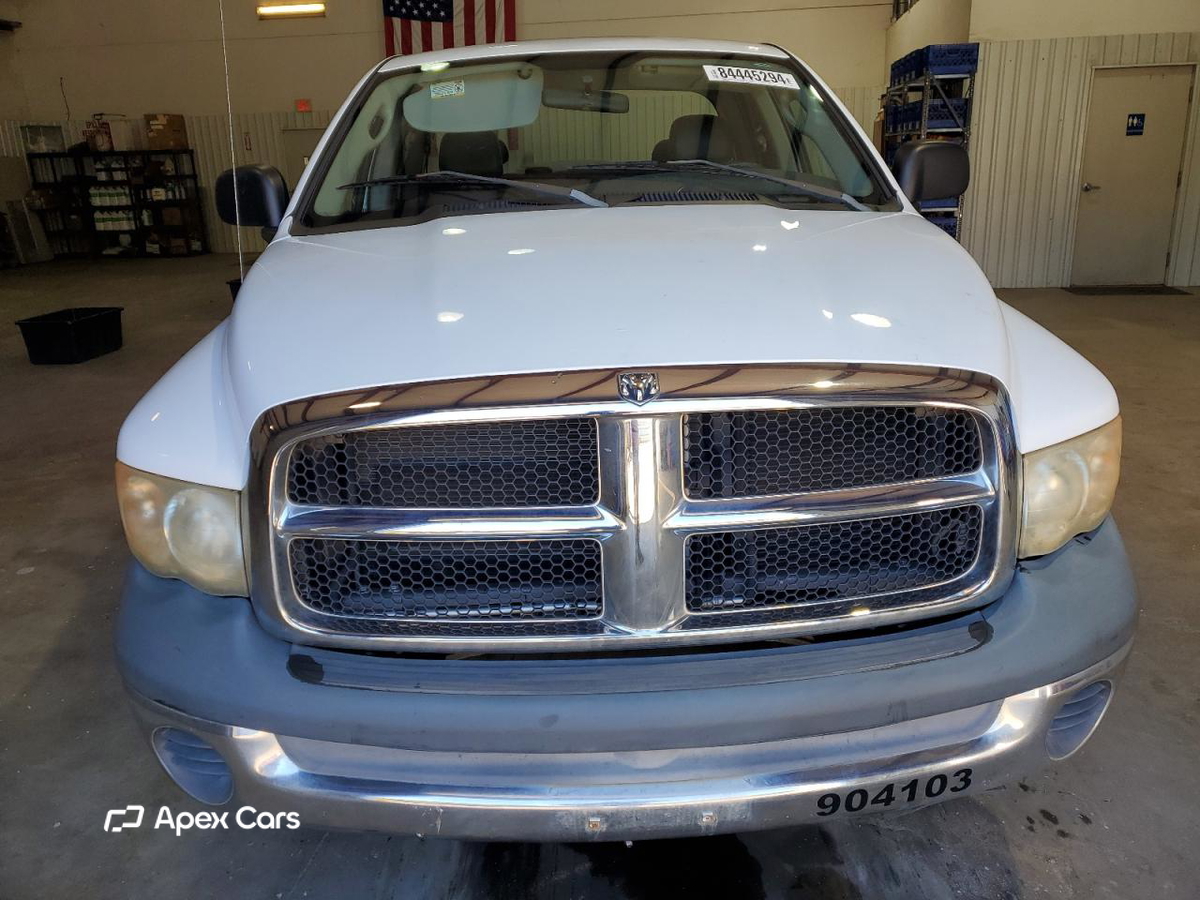Dodge RAM 2004