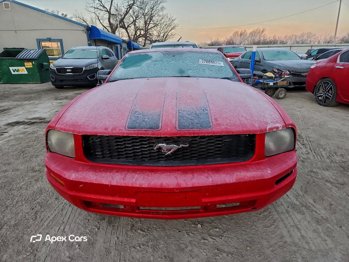 Ford Mustang 2005