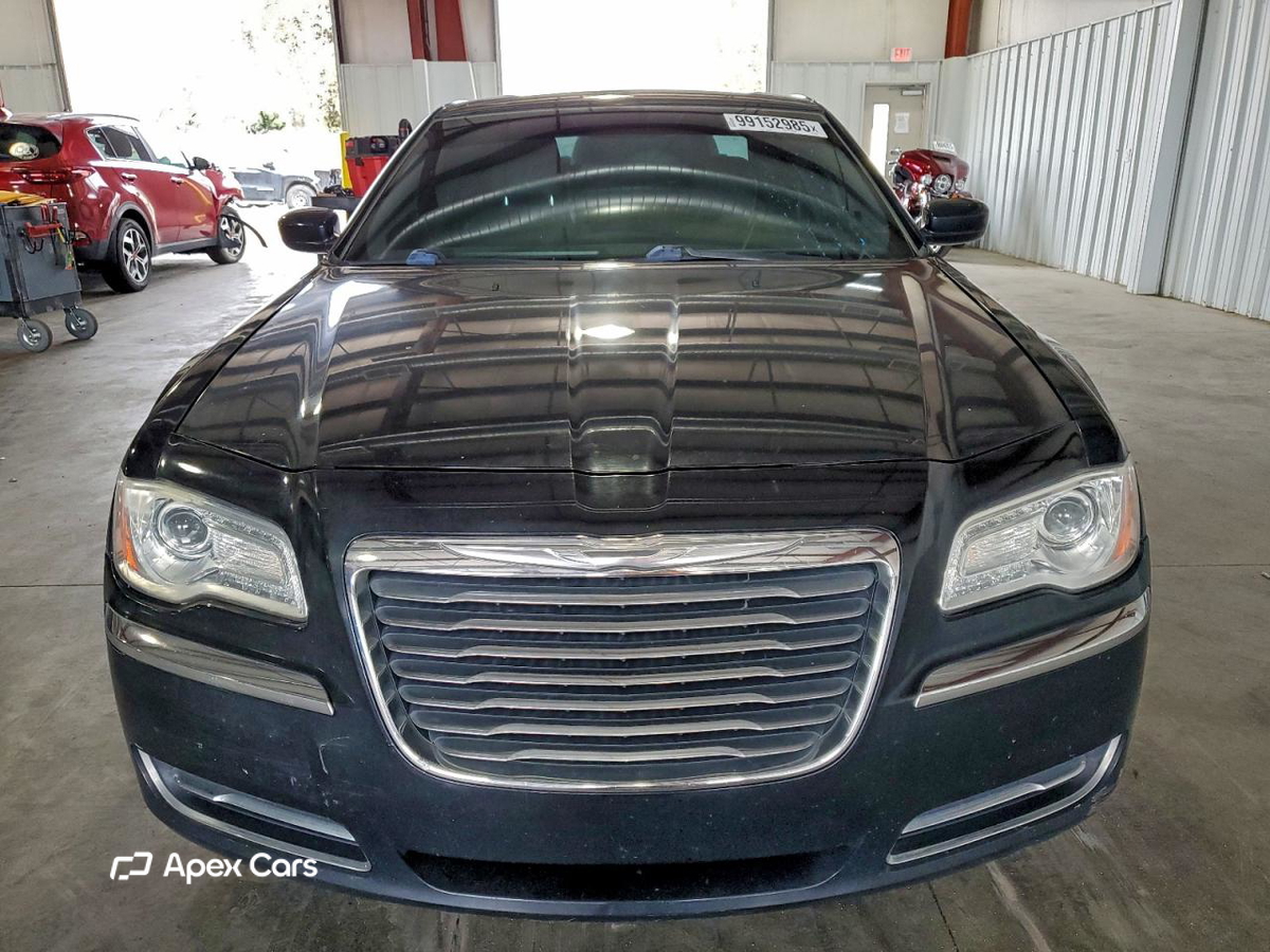 Chrysler 300 2012