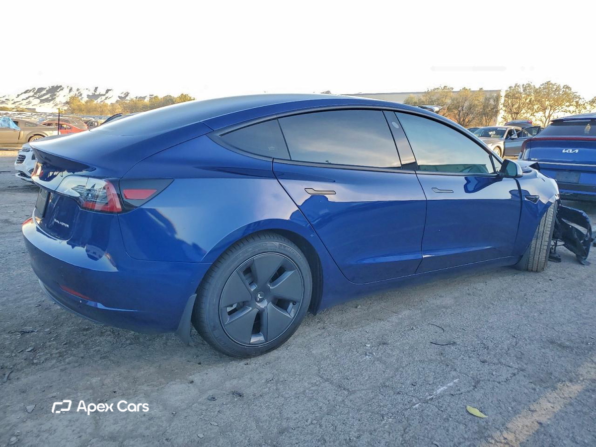 Tesla Model 3 2022