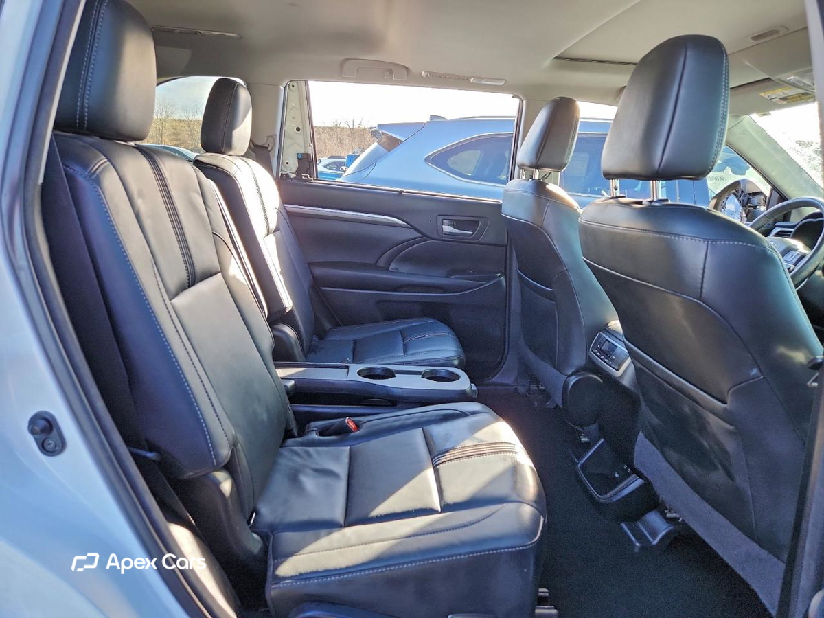 Toyota Highlander 2017