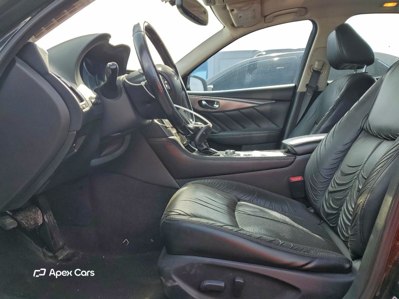 Infiniti Q50 2015