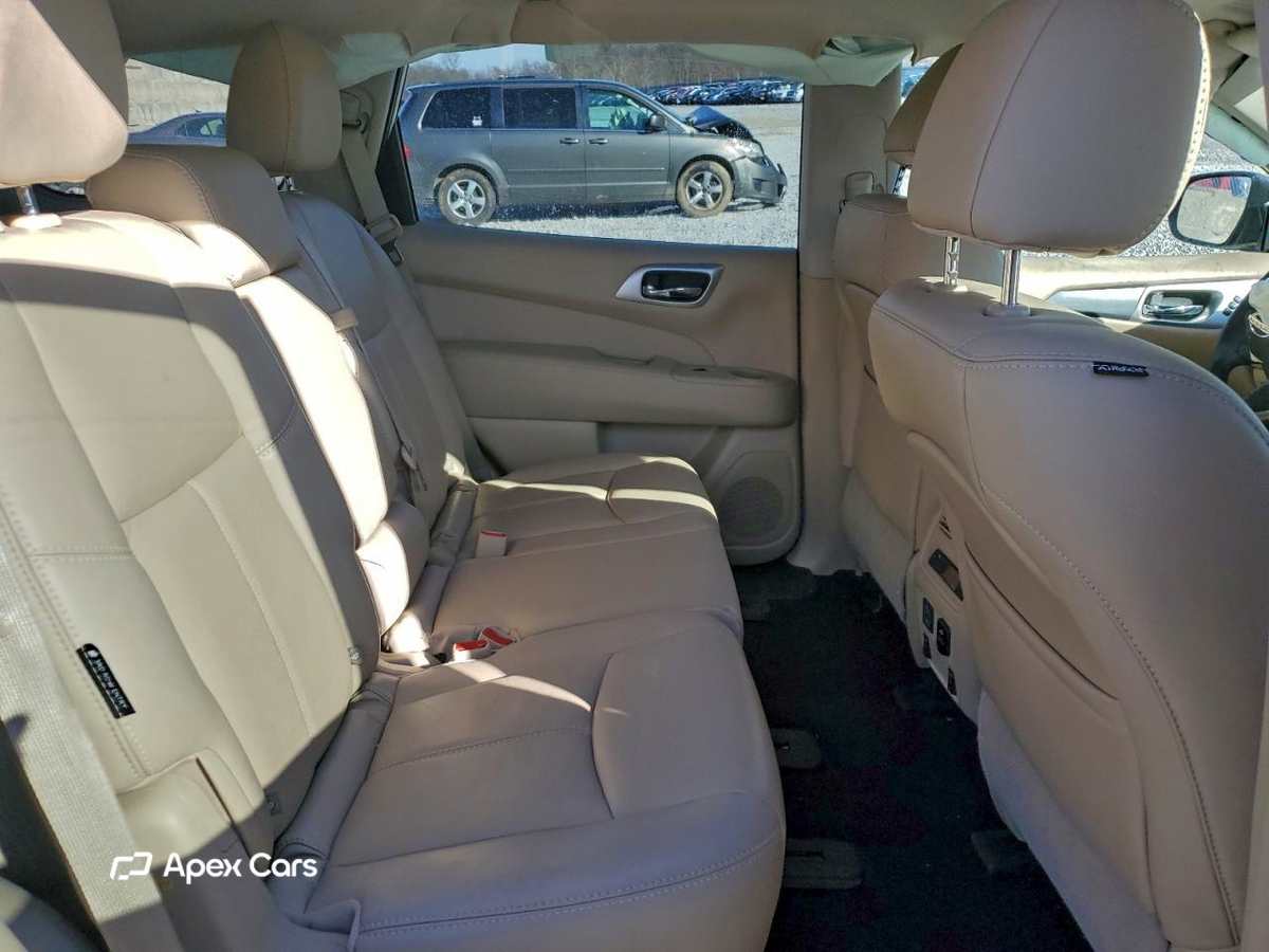 Nissan Pathfinder 2018