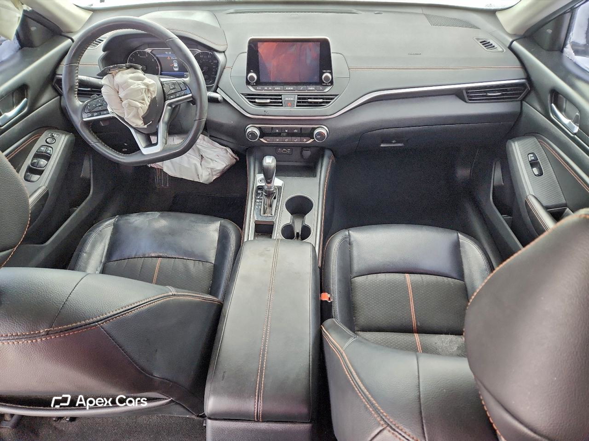 Nissan Altima 2020