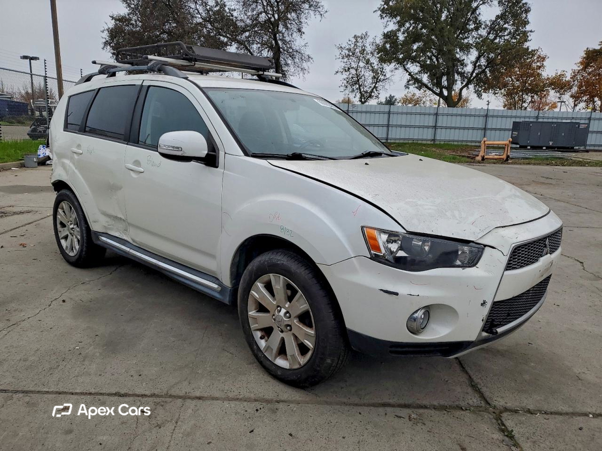 Mitsubishi Outlander 2013