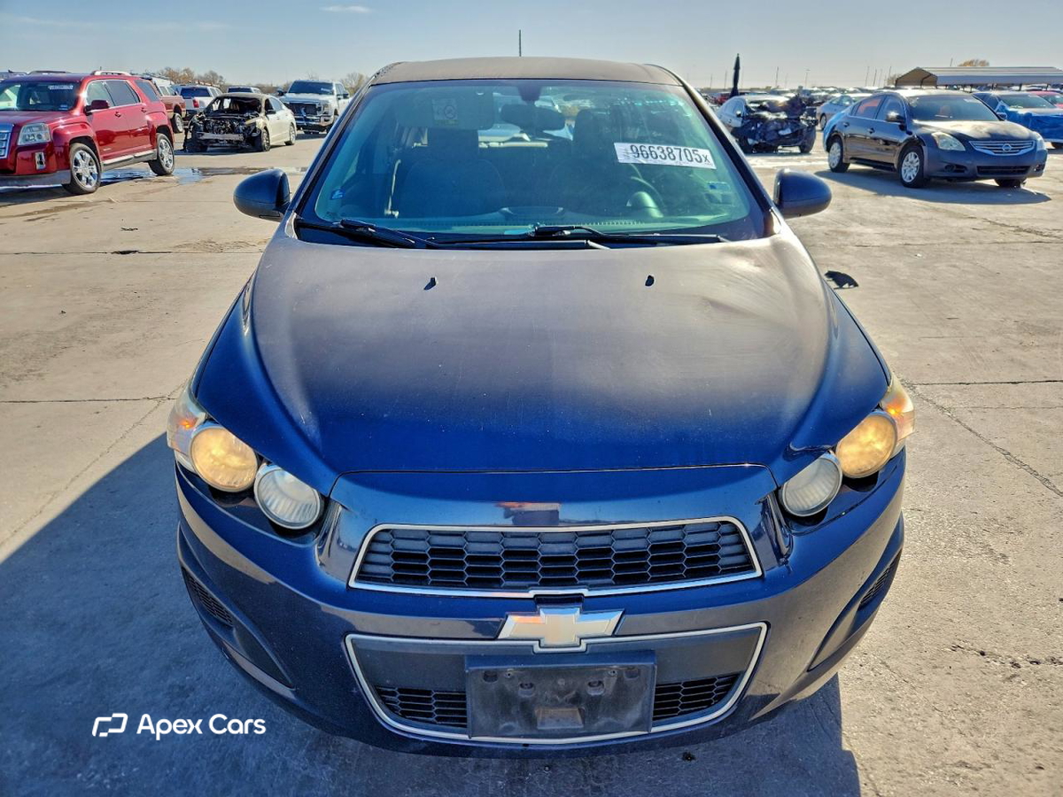 Chevrolet Sonic 2015