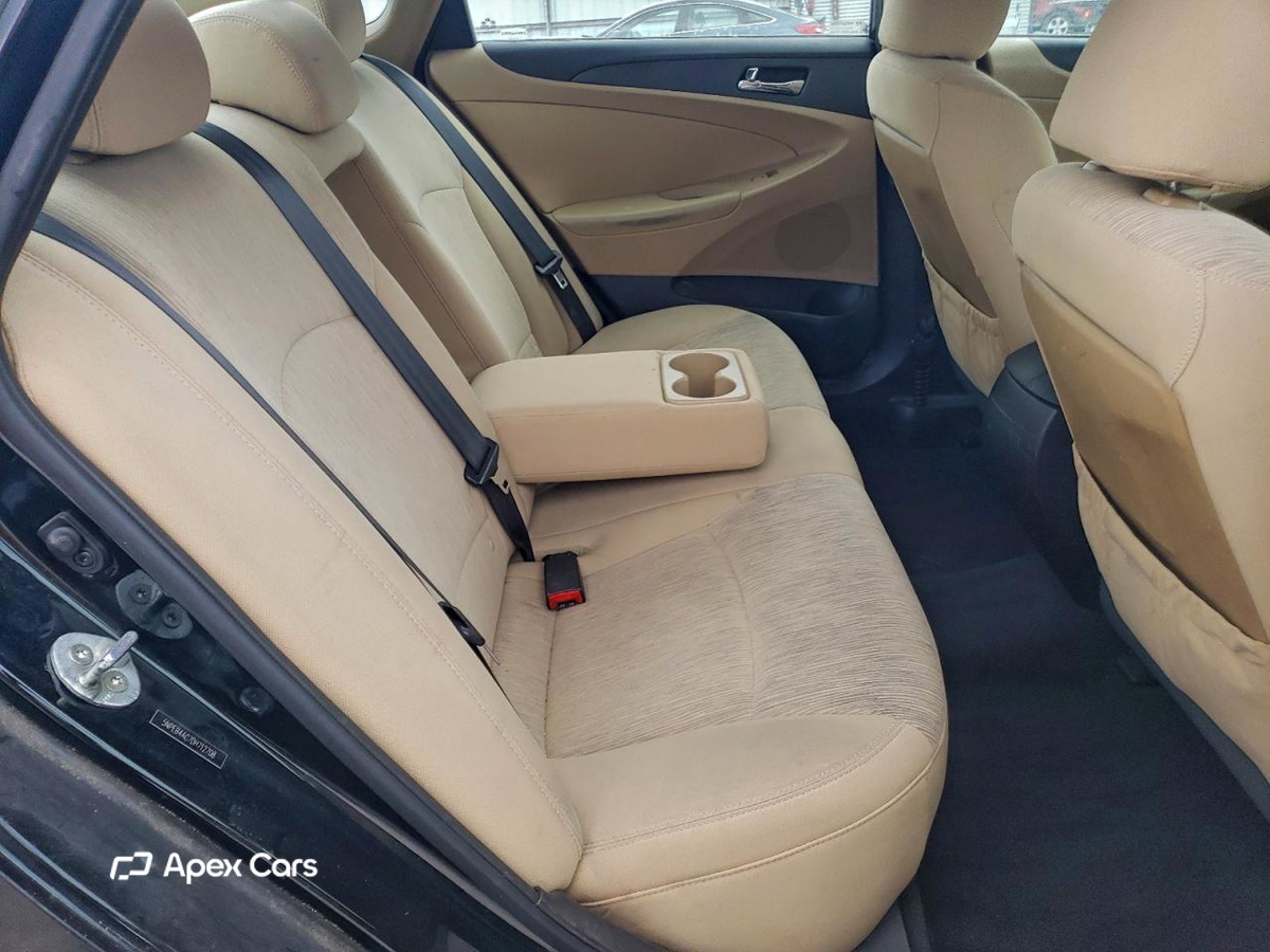 Hyundai Sonata 2013