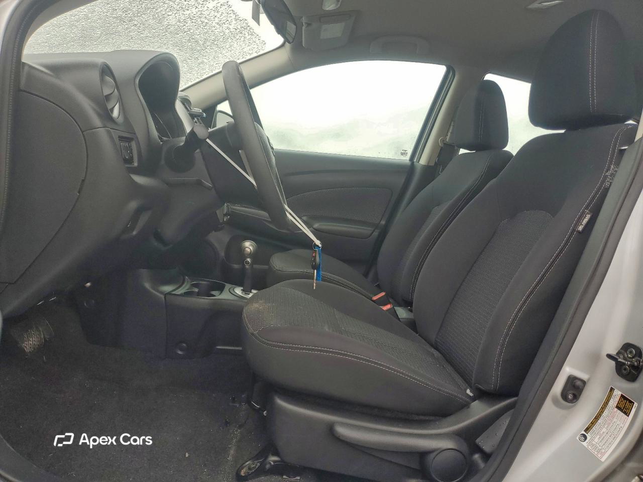 Nissan Versa 2015