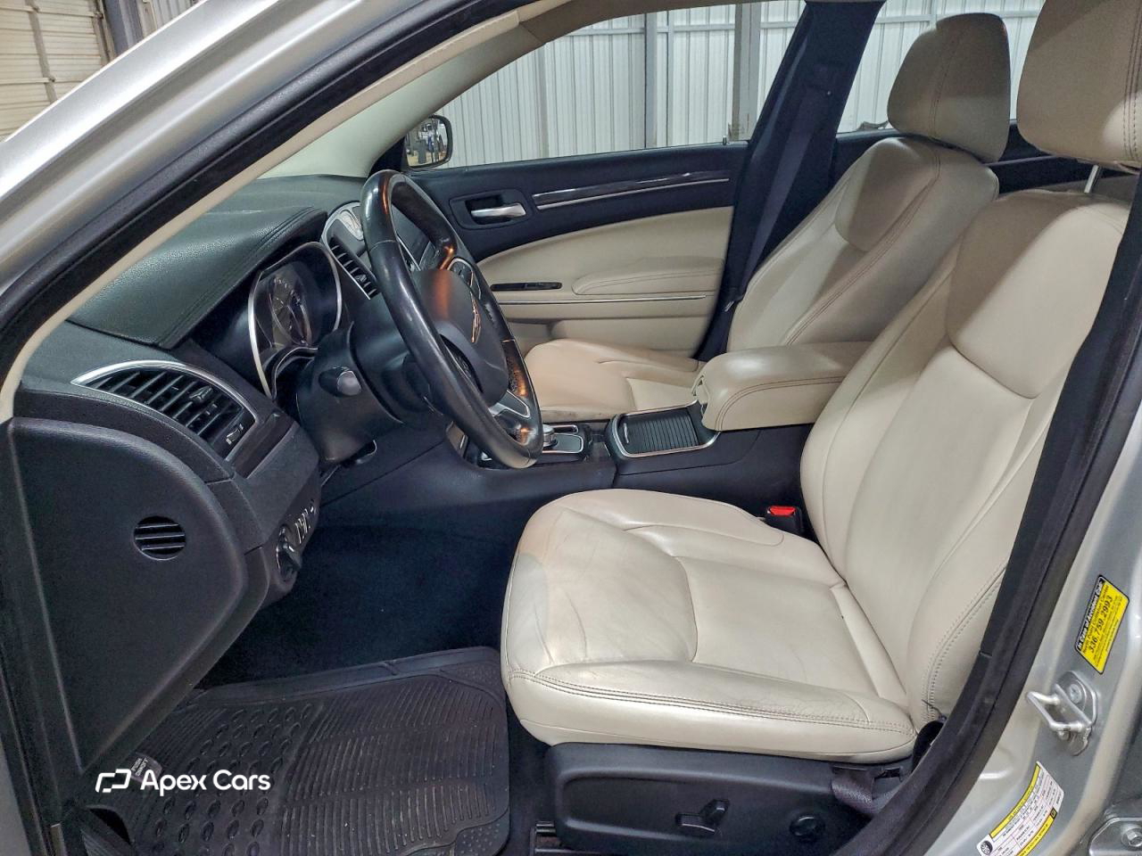 Chrysler 300 2019