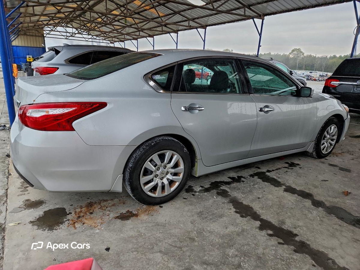 Nissan Altima 2017