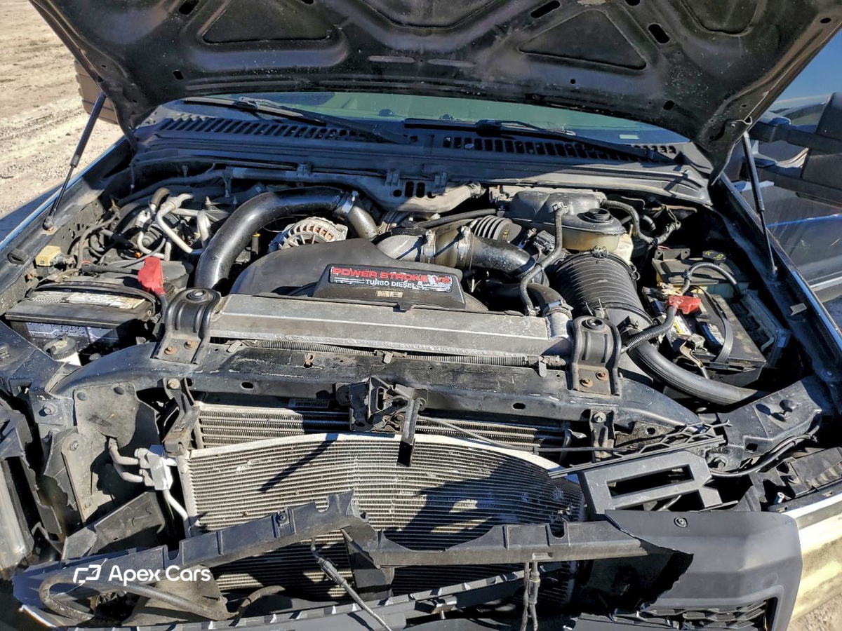 Ford Excursion 2004