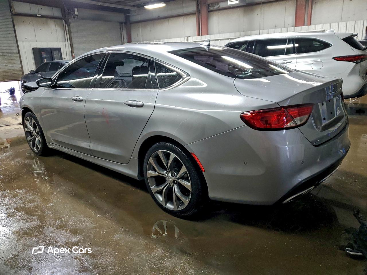 Chrysler 200 2015