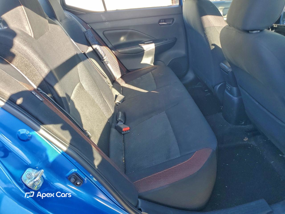 Nissan Versa 2021