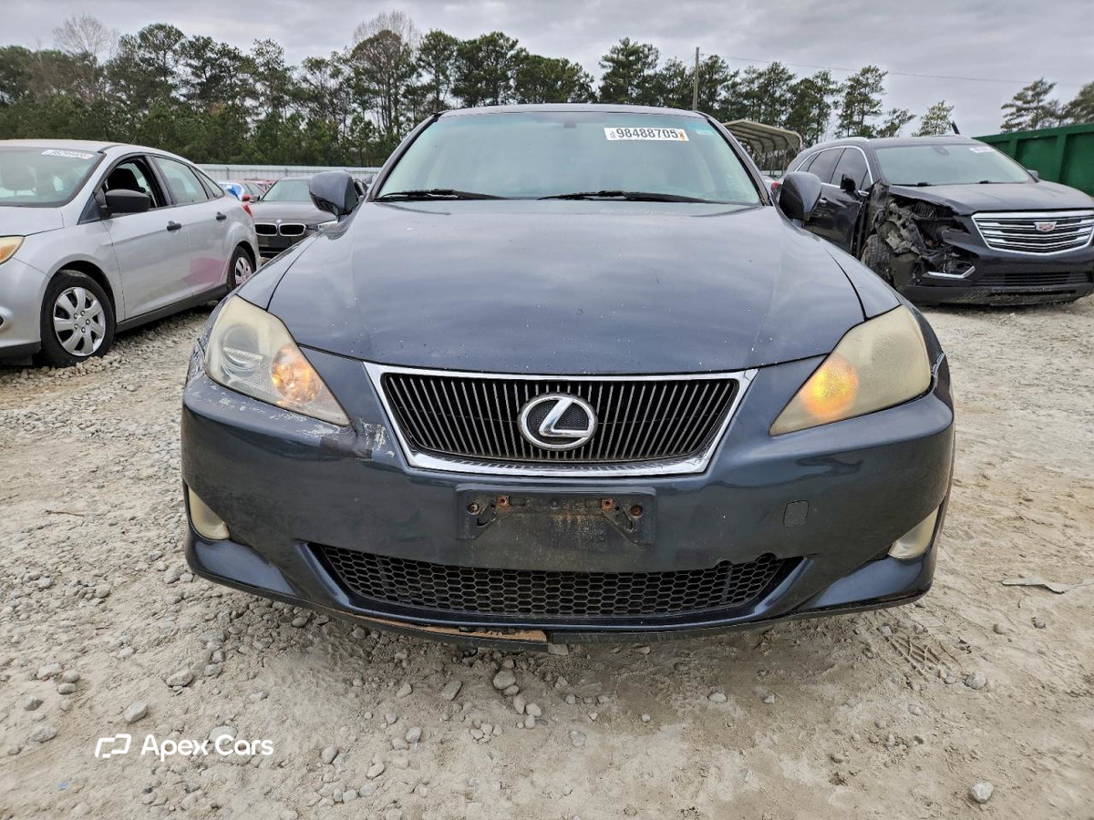 Lexus IS 2006