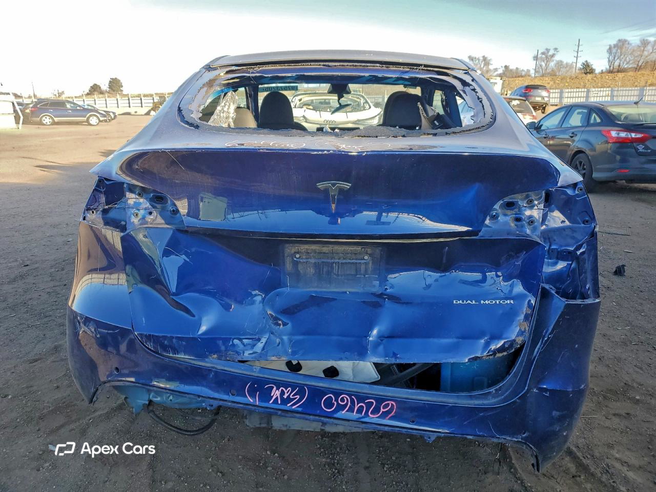 Tesla Model Y 2023