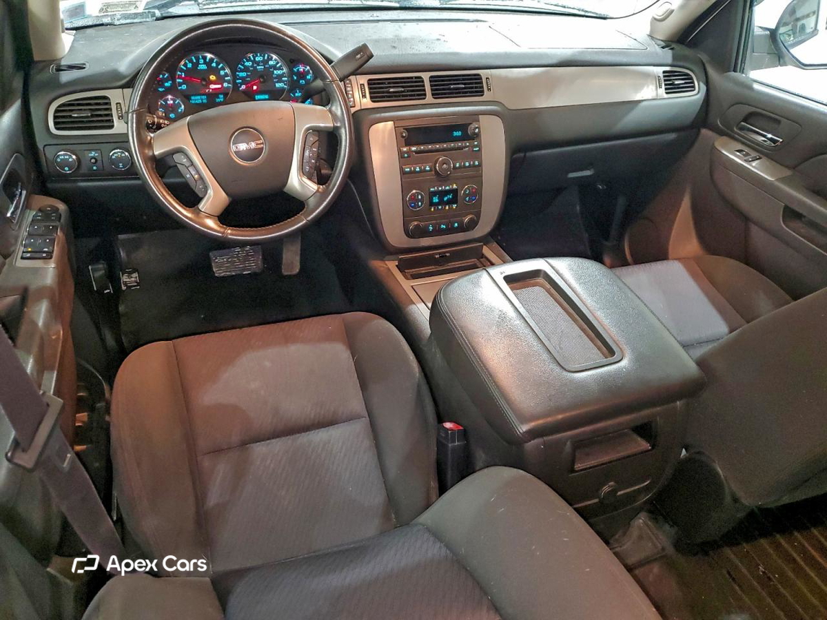 GMC Sierra 2011