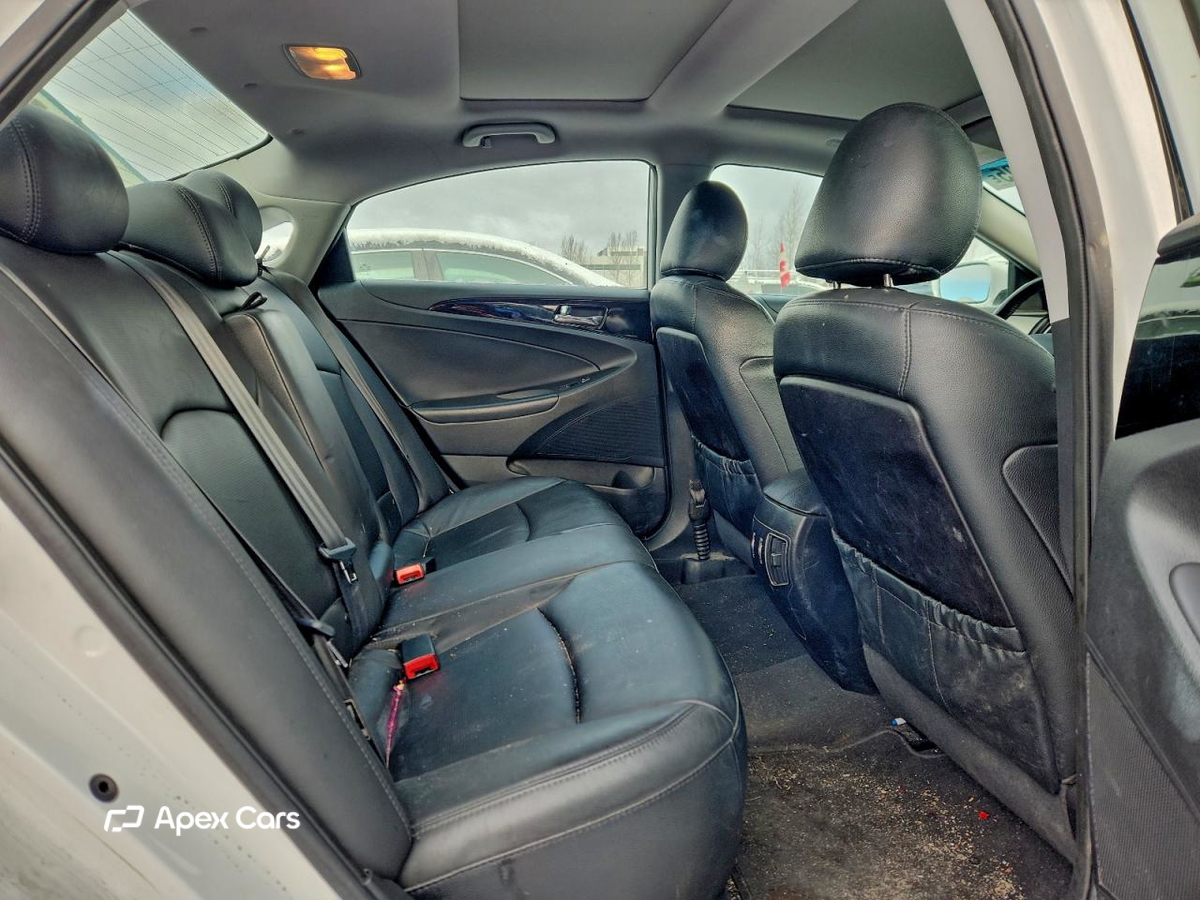 Hyundai Sonata 2013