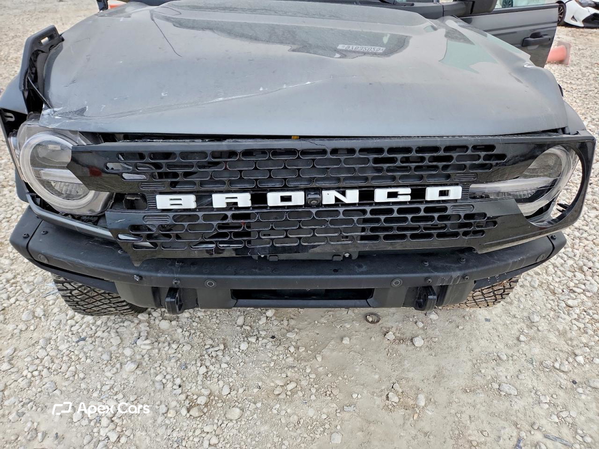 Ford Bronco 2024