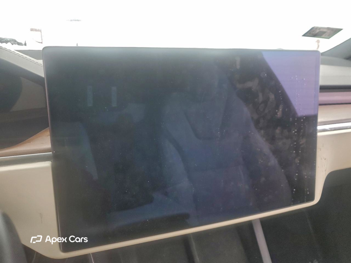 Tesla Model X 2022