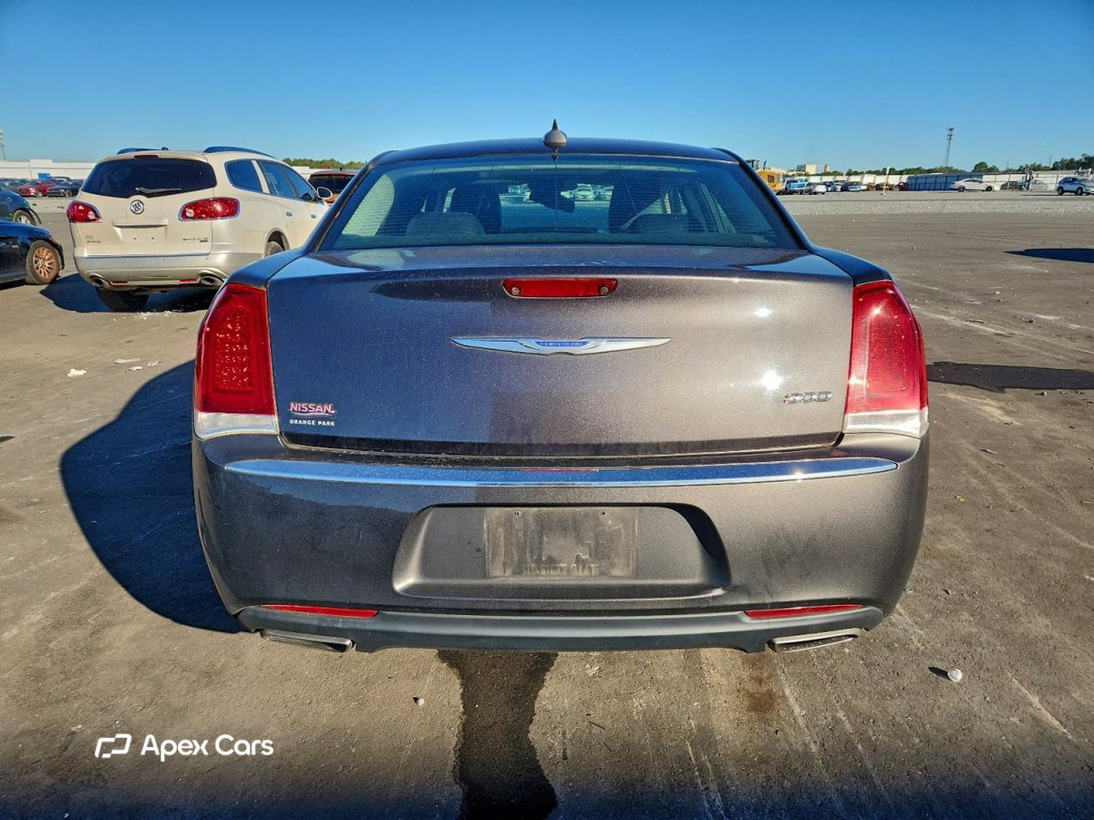 Chrysler 300 2020