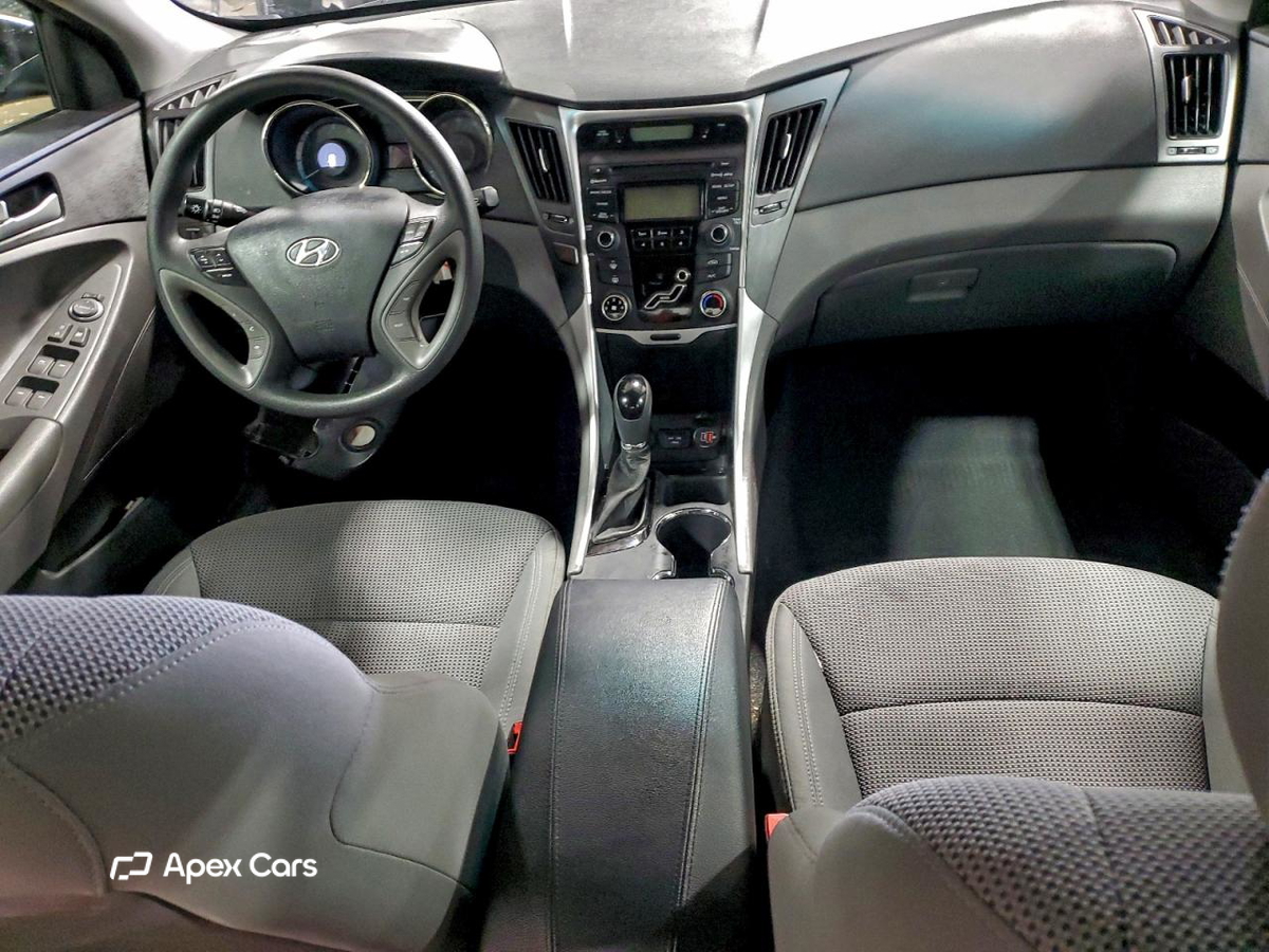 Hyundai Sonata 2013