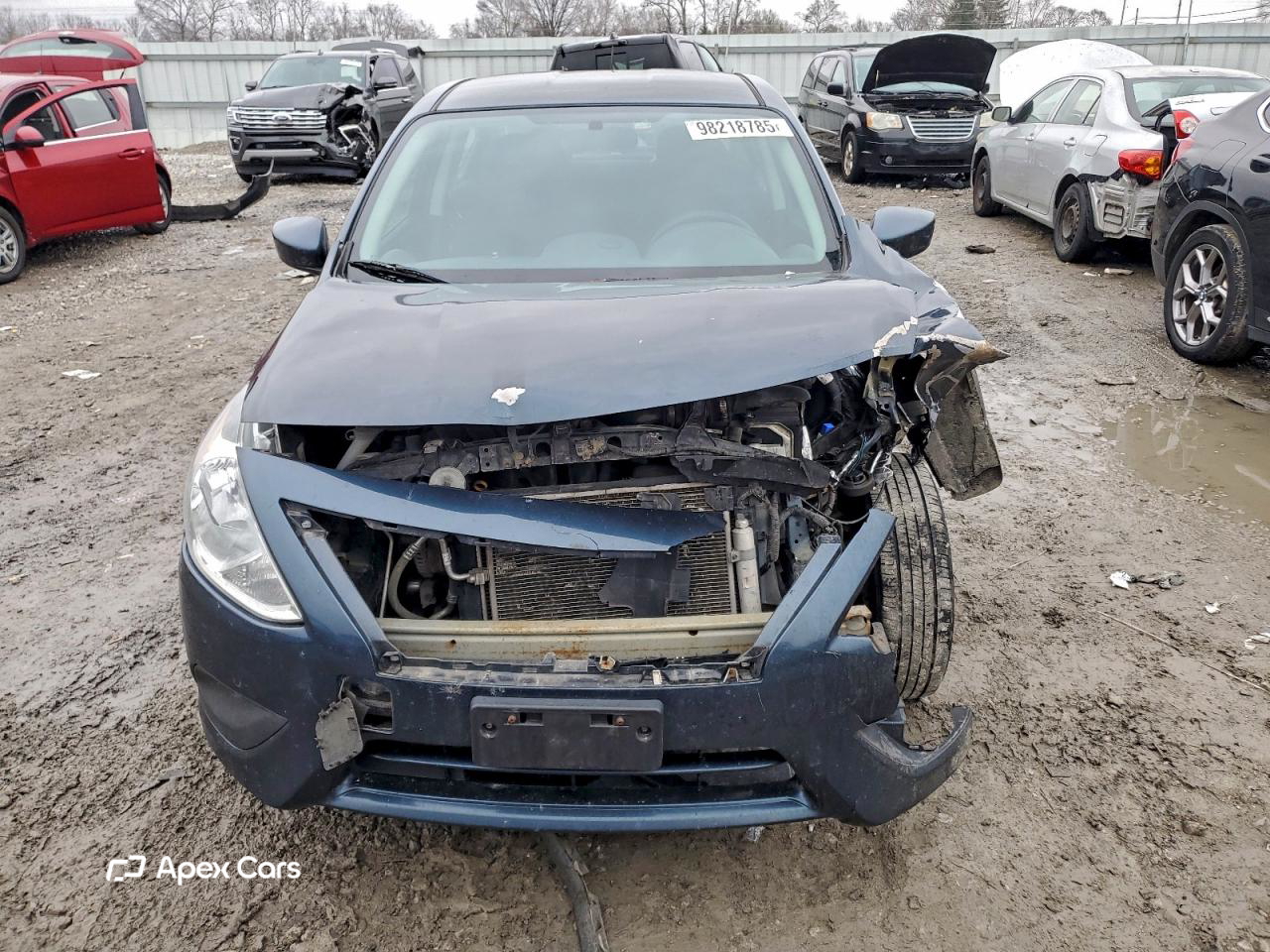 Nissan Versa 2017