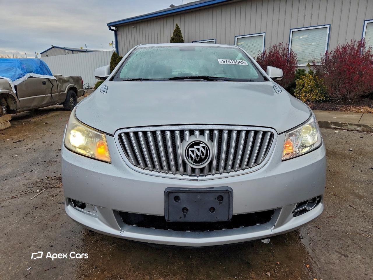 Buick LaCrosse 2011