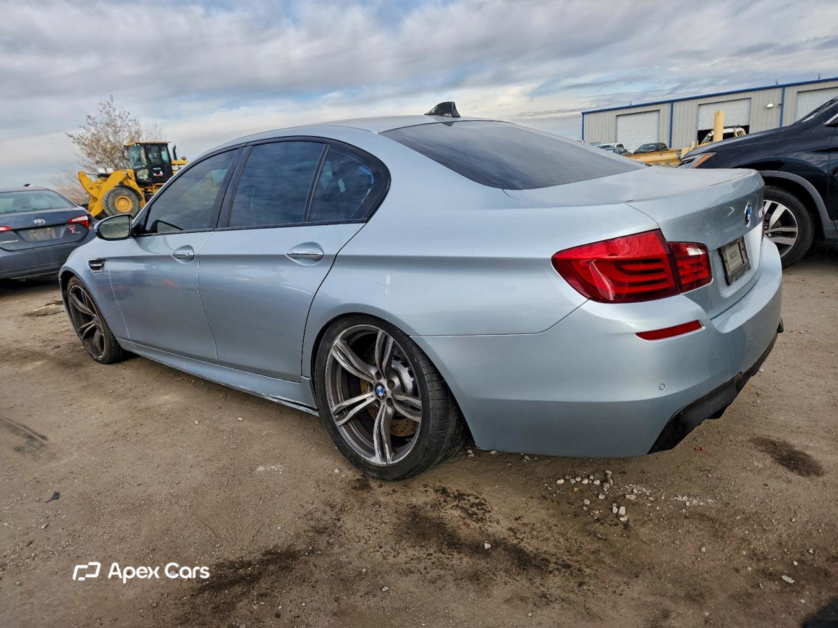 BMW M5 2013