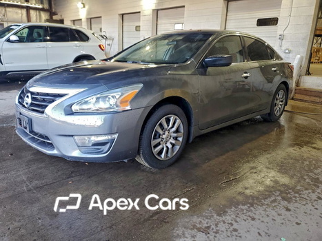 Nissan Altima 2015 - Zdjęcie 1 z 13